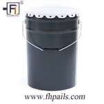 20 liters solide spande med blomsteråg